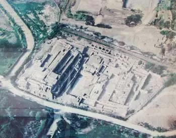 Huaca Cruz Blanca from the air, Maranga Complex, Lima Huaca Cruz Blanca from the air, Maranga Complex, Lima