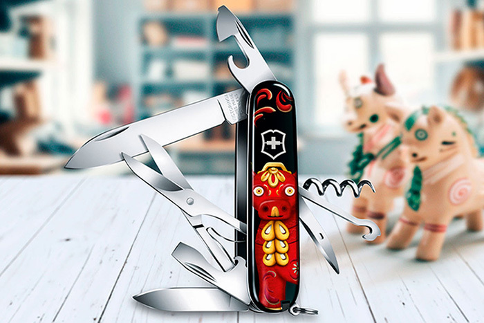 Victorinox “Artesanías del Perú” pocketknife collection Torito de Pucara