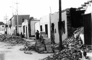 Earthquake in Lima 1974 Earthquake in Lima 1974